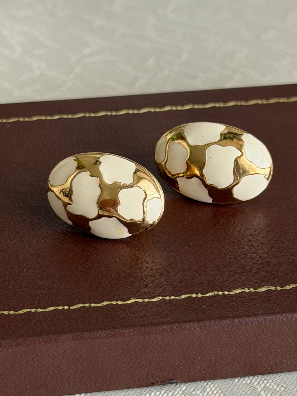 Gold & White Enamel Oval Clip-On Earrings - Women Accessories